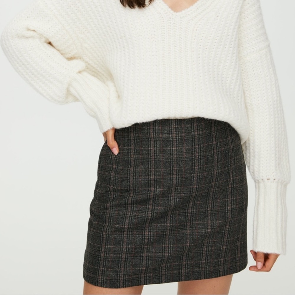 Aritzia | Wilfred Wool & Cashmere Blend New Classic Essonne Mini Skirt Size 2